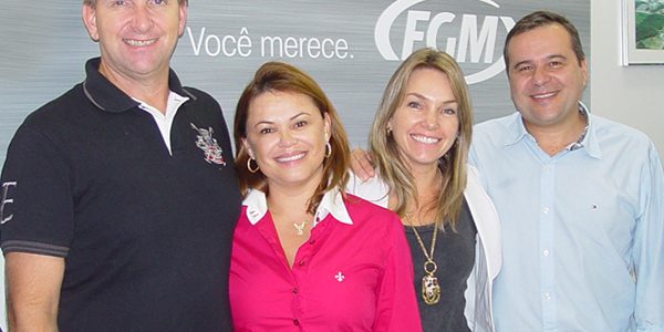 Da esquerda para direita: Bianca e Friedrich Mittelstadt, Dr. Ewerton Nocchi e Drª. Andréia Conceição